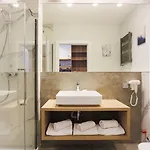 - Rubus Apartment