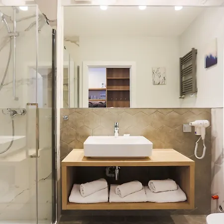- Rubus Apartment